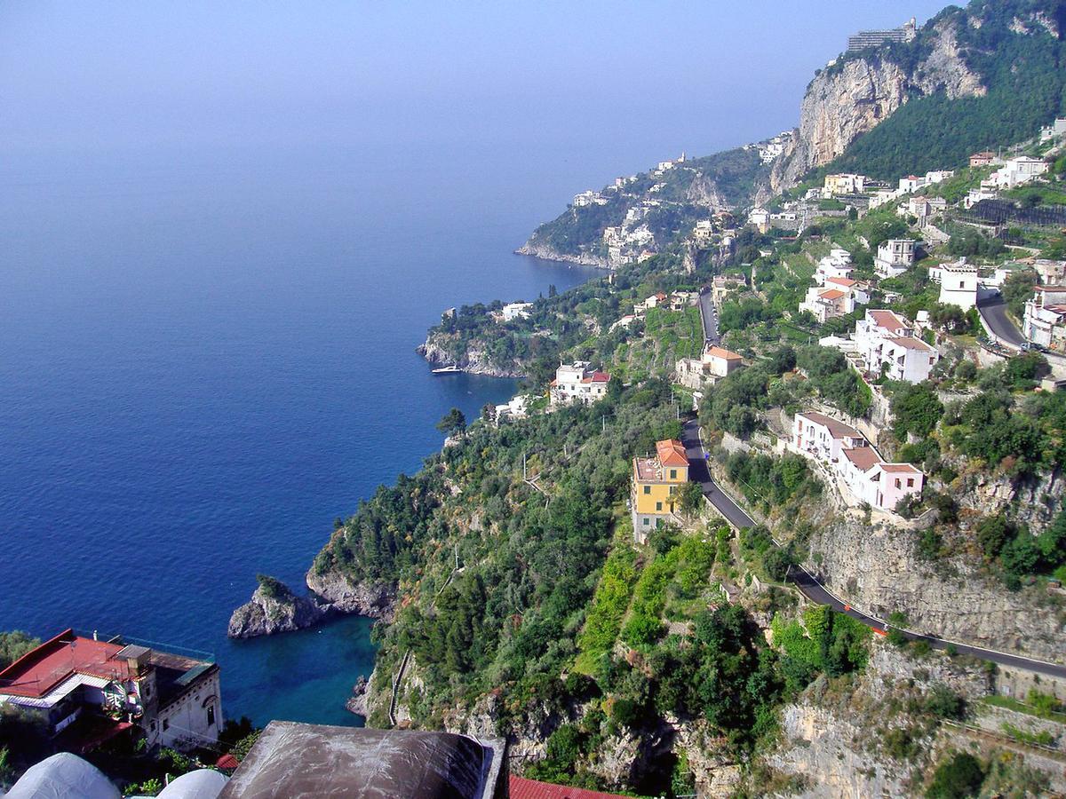 Locazione Turistica Caleidoscopio Lejlighed Amalfi Eksteriør billede